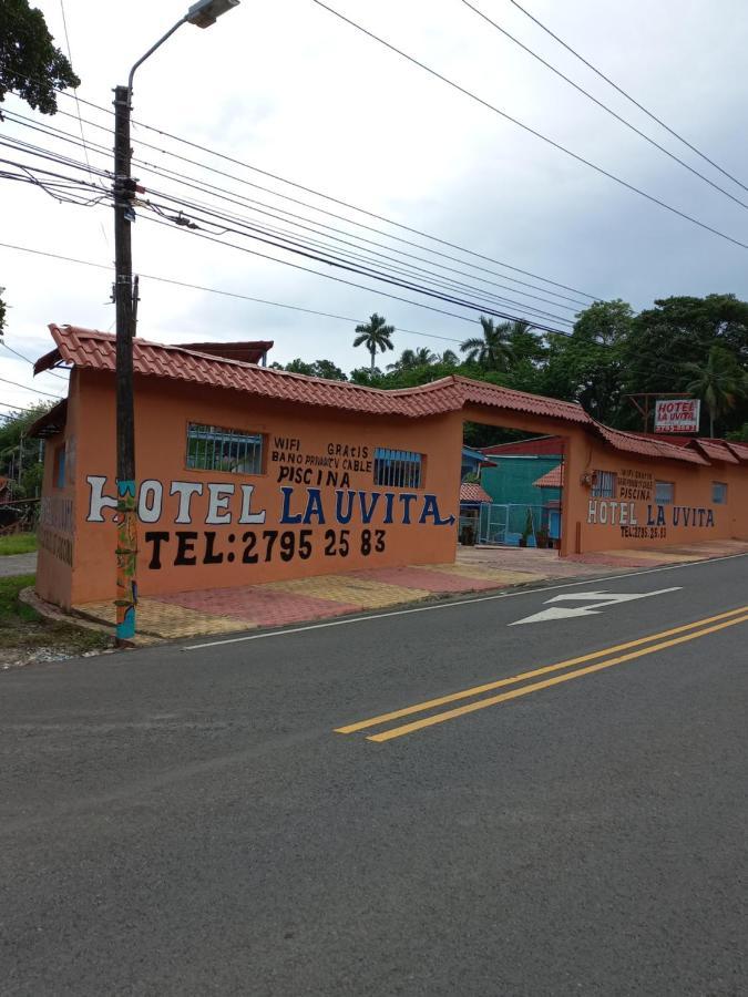 Hotel La Uvita Puerto Limon Exterior photo